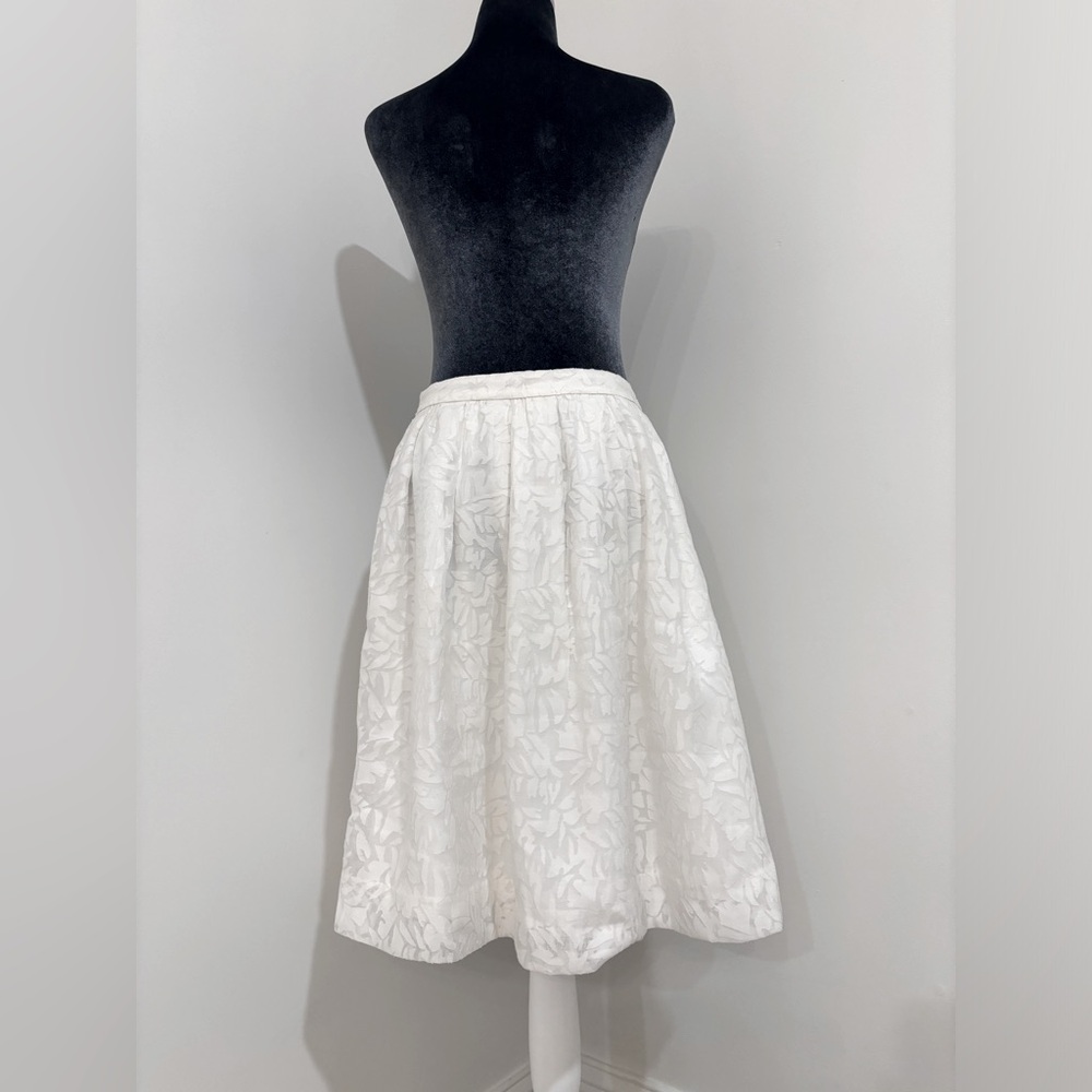 J. Crew White Skirt With Floral Overlay Size 6 - Picture 4 of 11